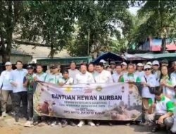 Dengan Semangat Kebersamaan Idul Adha, APPSI Jak-Bar  Sembelih  5 Ekor Sapi di  Pasar  Duta Mas