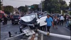 Kecelakaan Beruntun di Puri Kembangan Renggut Nyawa 1 Keluarga, 3 Mobil dan 1 Motor Terlibat